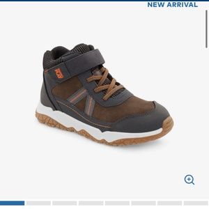Stride rite Boys hiking booties